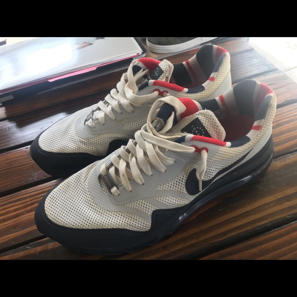 Nike Athletic Shoes - White, Black, Red